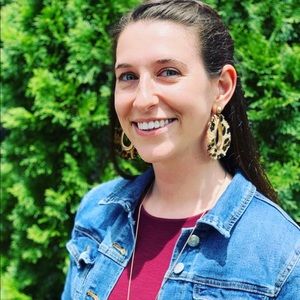 Meet your Posher, Maegan